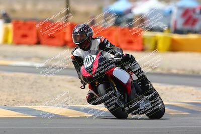 media/Apr-09-2022-SoCal Trackdays (Sat) [[c9e19a26ab]]/Turn 2 (1140am)/